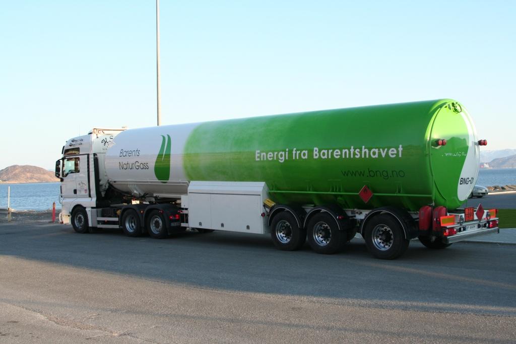 LNG Tank truck from hoyer